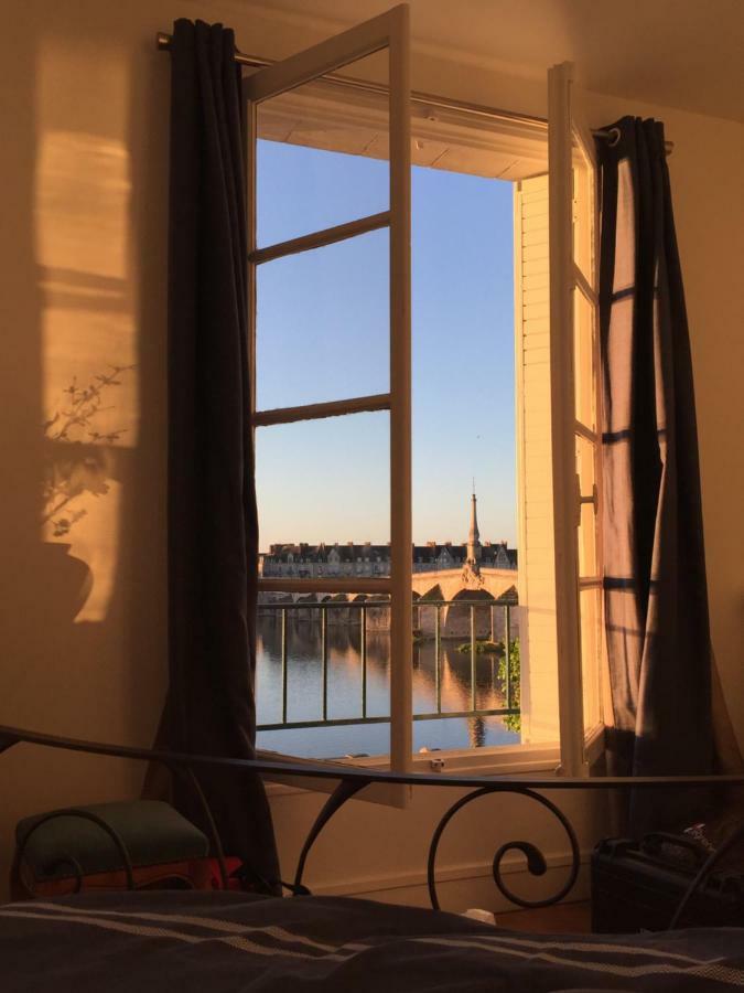Ferienwohnung Les Lumieres De La Loire Blois Exterior foto